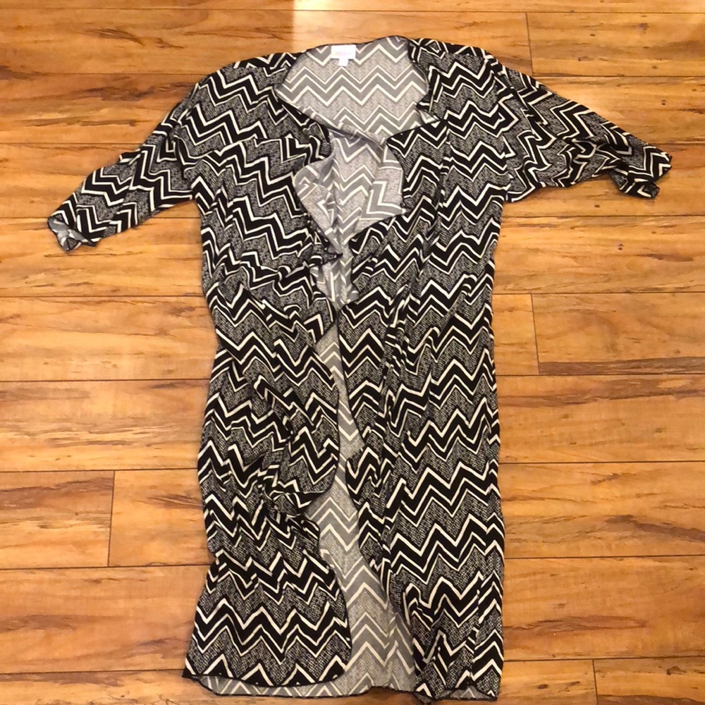 LuLaRoe Shirley NWOT